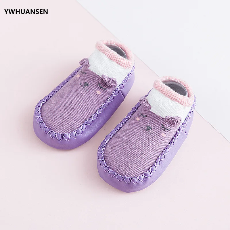 YWHUANSEN 2019 модные детские носочки с мягкой резиновой подошвой носки для