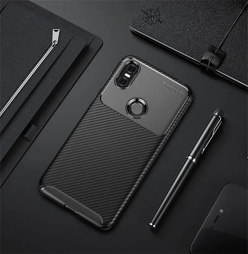 

For Moto P30 Play Carbon Fiber Case for P30 Note Case Soft Anti-Skid Silicone TPU phone cover for Motorola Moto P30 Note P30Play