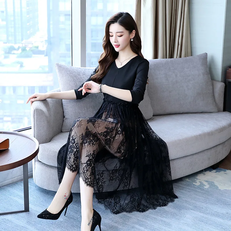 

2019 Autumn New Pattern European Will Code Self-cultivation Thin Solid Color V Word Lead Nine Part Sleeve Lace Dress