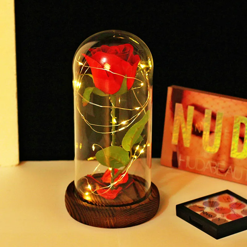 Рождественское украшение Красавица и чудовище красная роза с опавшими