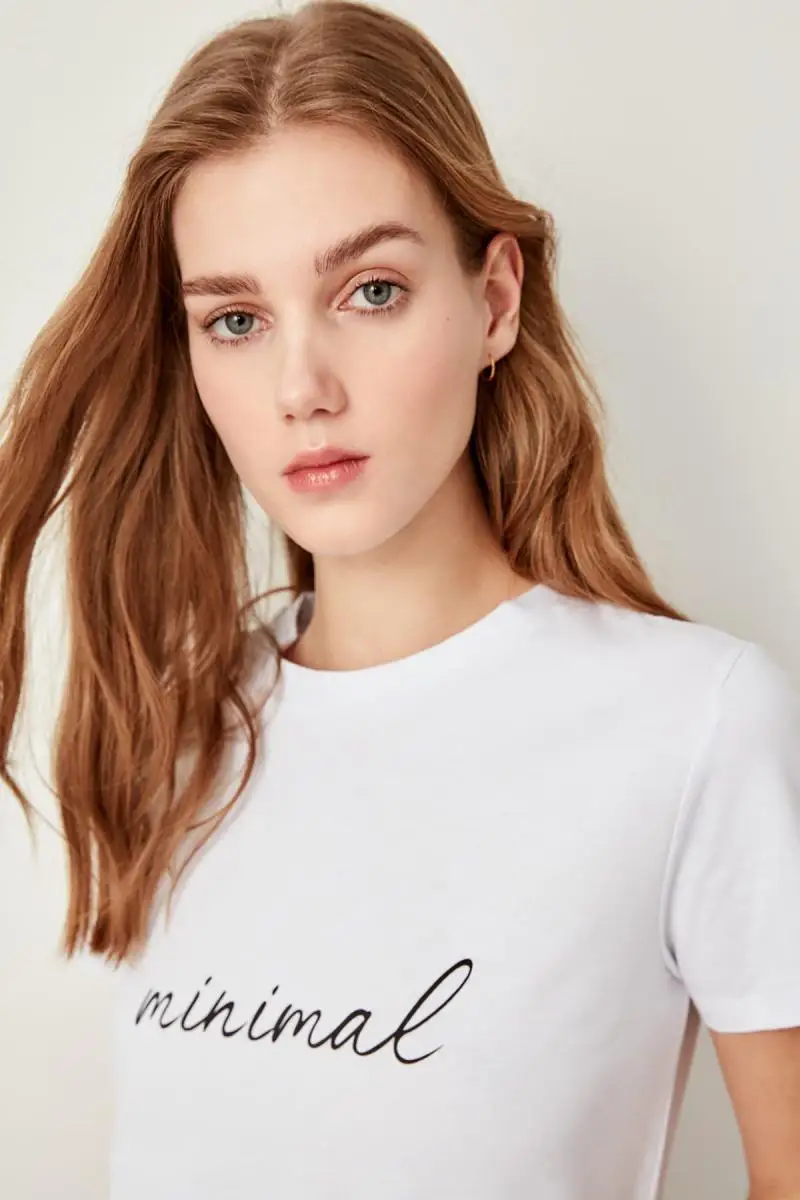 Trendyol белые Базовые Трикотажные футболки с принтом TWOSS19GH0014|Футболки| |