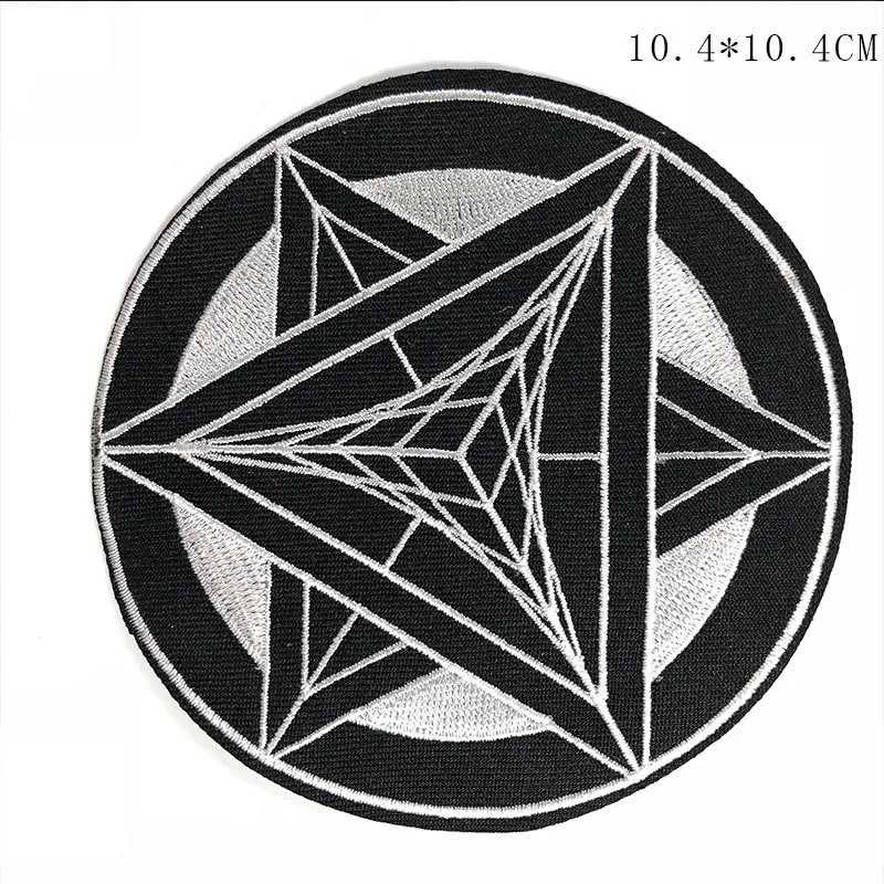 Fine Round Embroidered Iron On Patches Embroidery Black and White Triangle Geometry Image DIY Magic Array Coat Shoes Accessories | Дом и сад