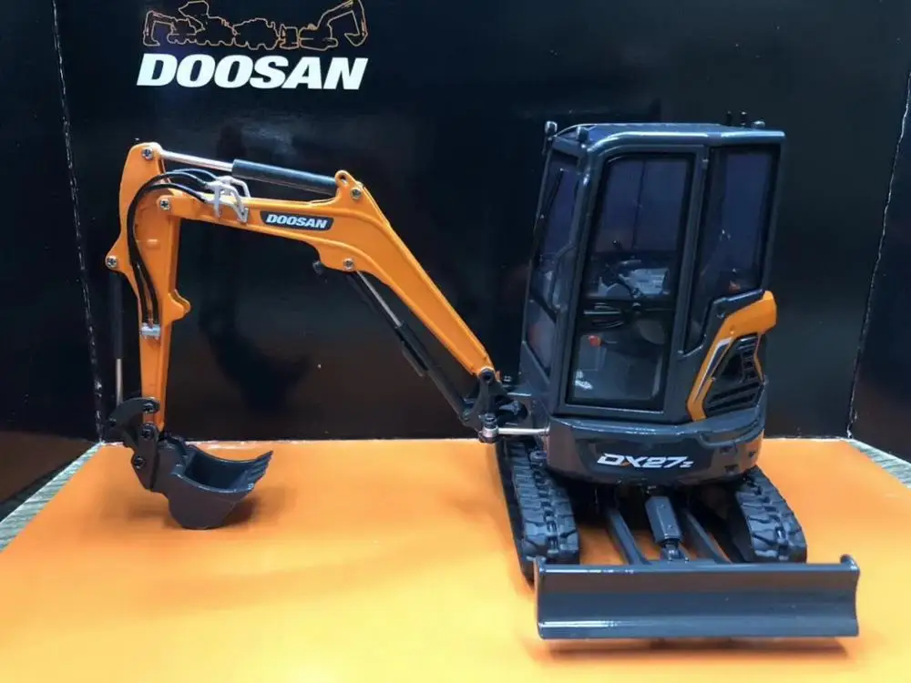Универсальный хобби 1/25 масштаб DOOSAN DX27Z компактный литой экскаватор модель UH8141