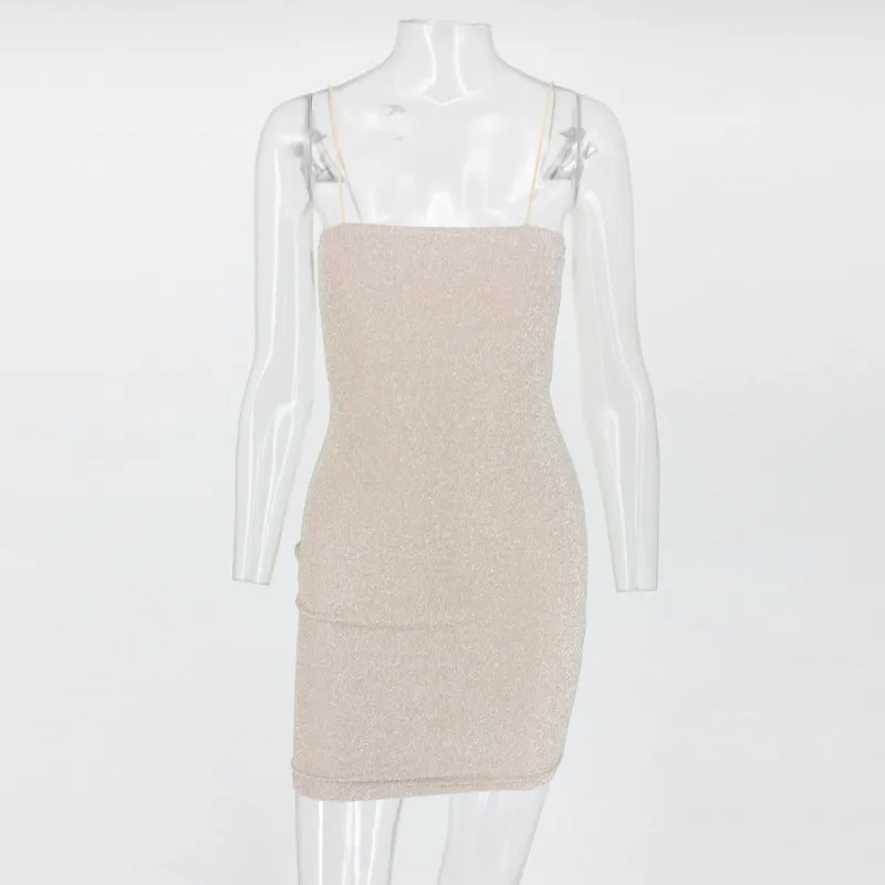 Женское платье-карандаш без рукавов на тонких бретельках | Женская одежда