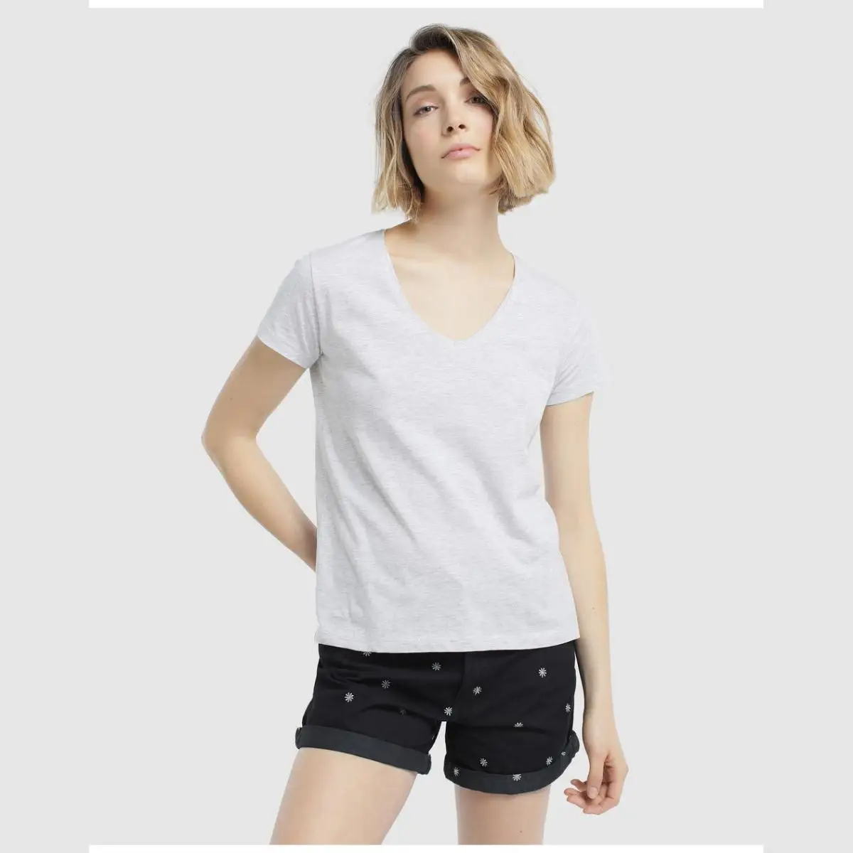 Единица-женщина-хлопок-рубашки и TOPS-T-SHIRT женщина блок. | Женская одежда