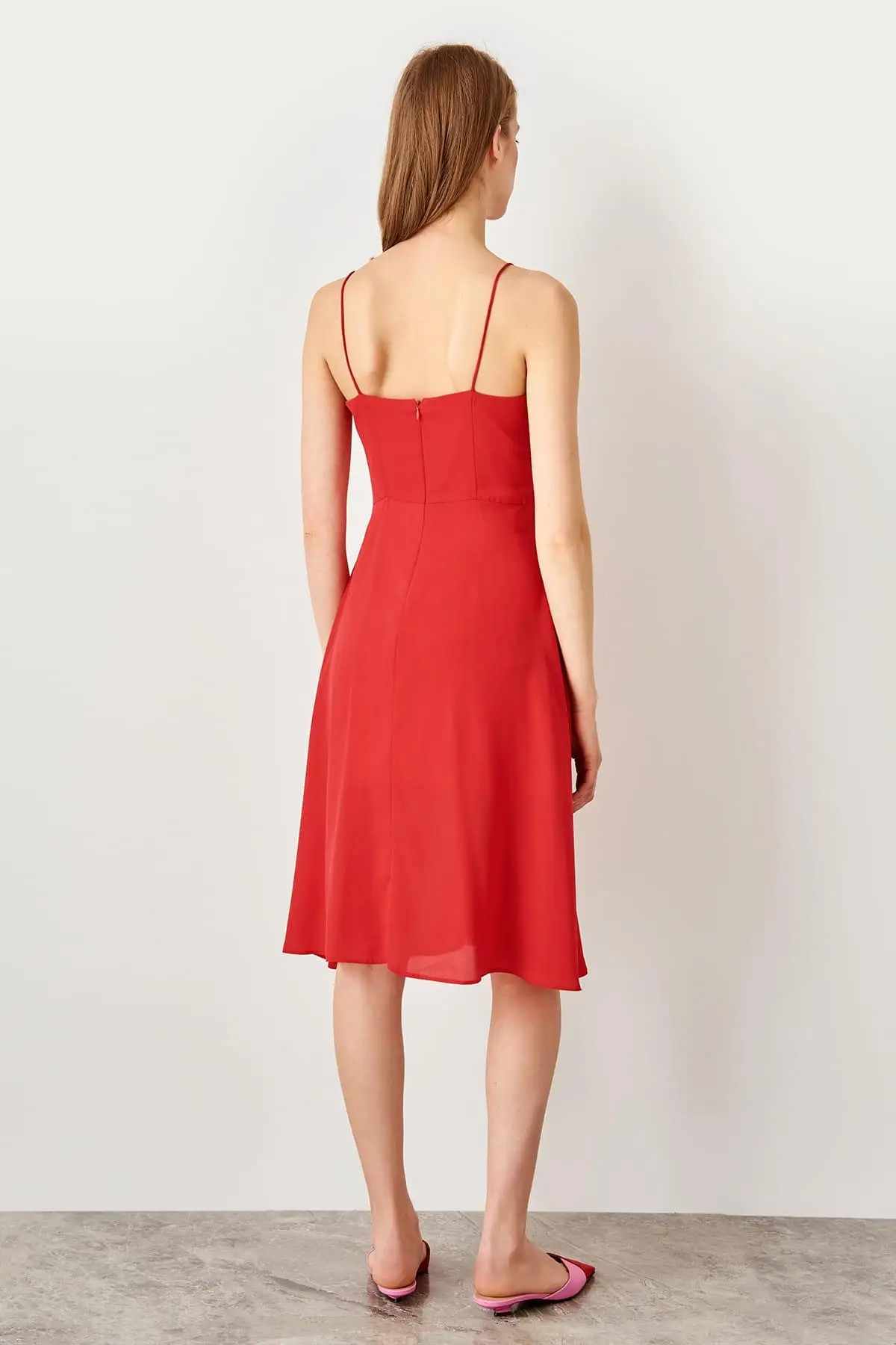 Trendyol красное платье на пуговицах TWOSS19BB0214|Женские платья| |