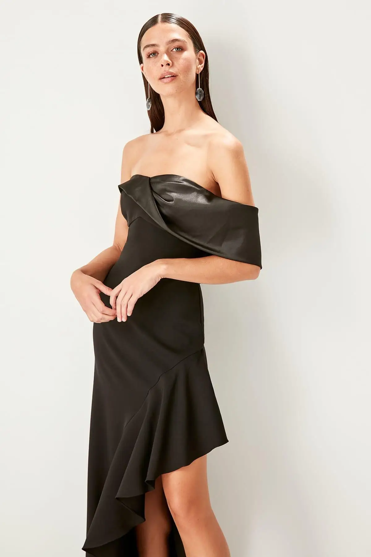 Trendyol черное платье с маховиком TPRSS19DE0039|Женские платья| |