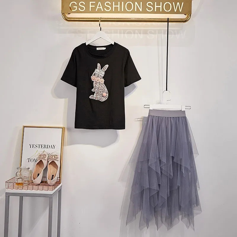 Новинка 2019 летние женские костюмы модная футболка с цветочной аппликацией и