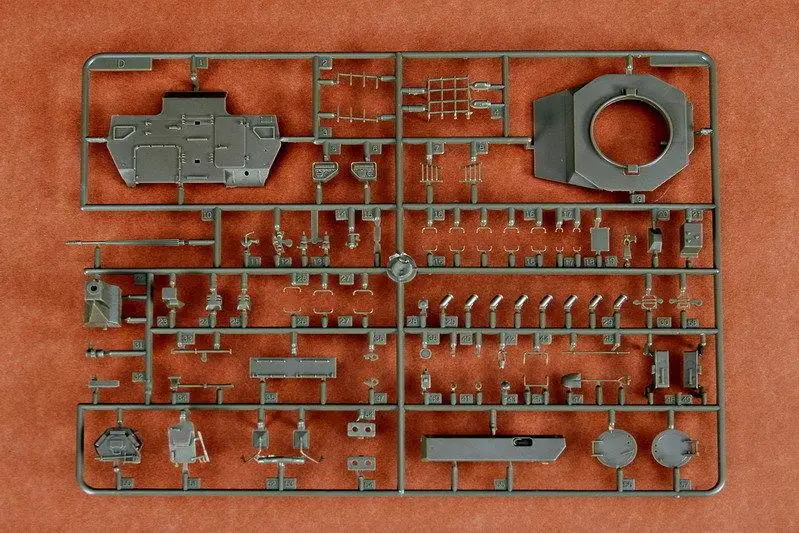 Автомобиль Trumpeter 1/35 00327 JGSDF Type 87 Recon | Игрушки и хобби