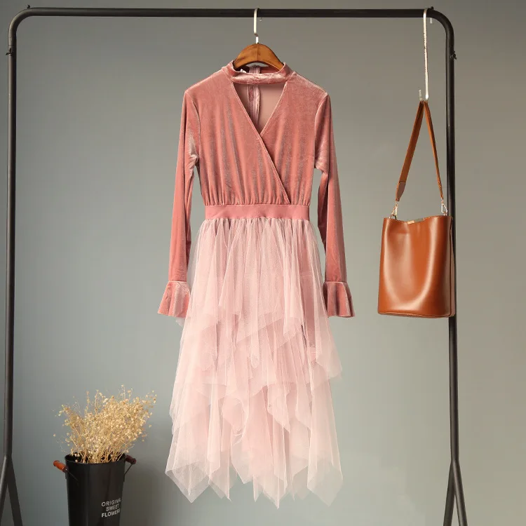 ALPHALMODA 2018 Женский костюм с v образным вырезом расклешенными рукавами и сеткой