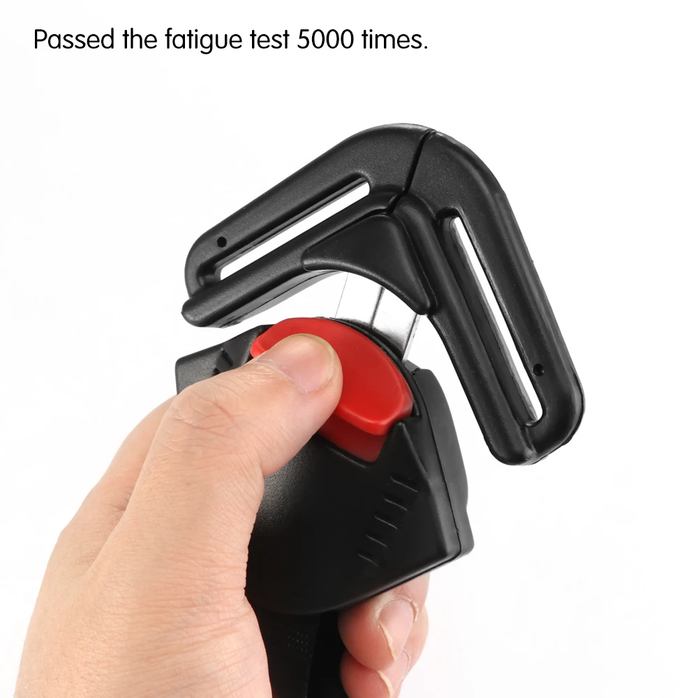 Черный замок для безопасности детского автомобильного кресла, фиксирующие ремни, застежка на груди и замок на ребенка.