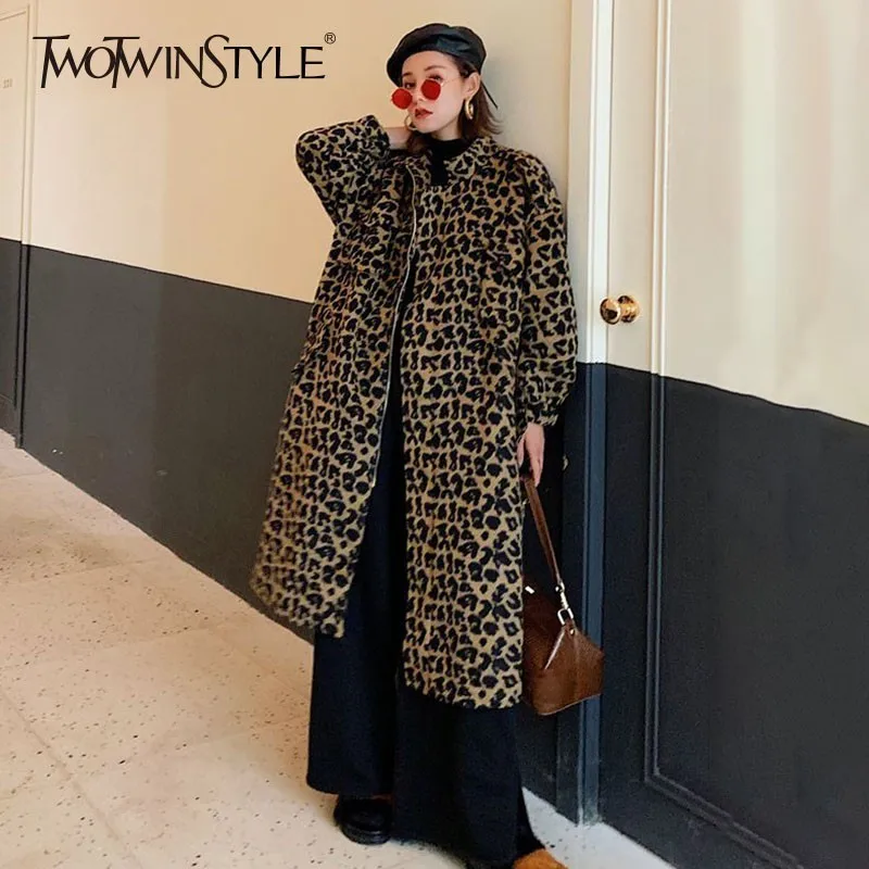 TWOTWINSTYLE корейский Леопардовый шерстяной Тренч женский с длинным рукавом плюс