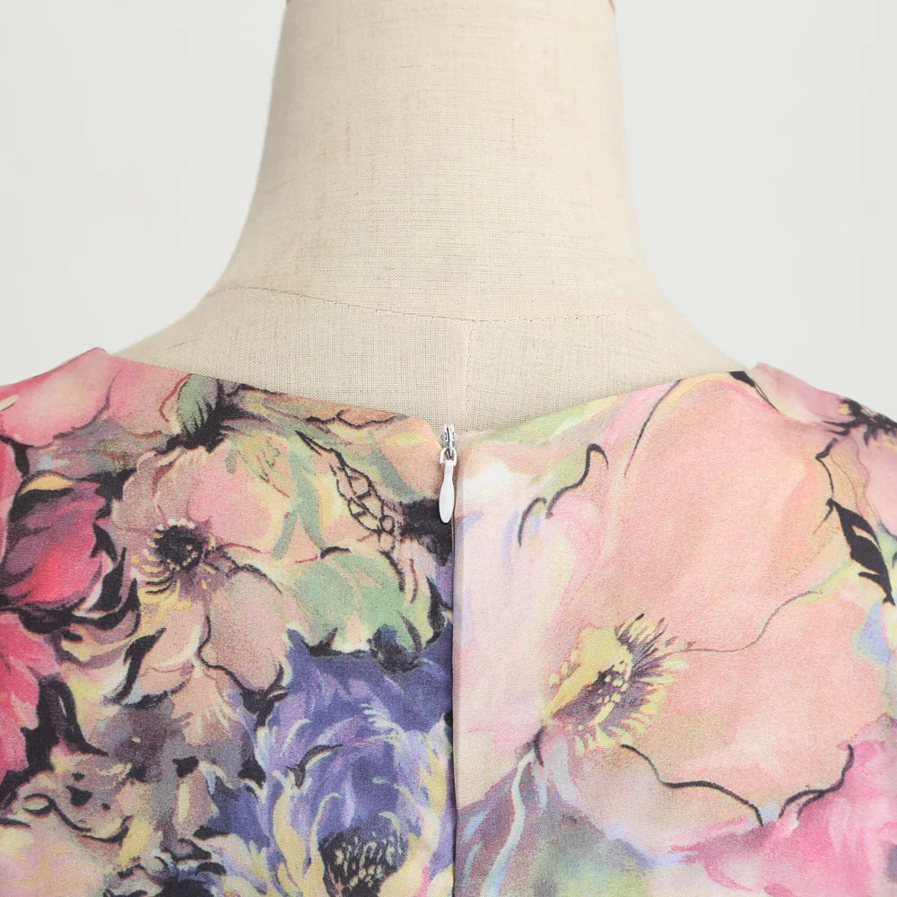 Женское винтажное платье с коротким рукавом круглым вырезом и цветочным