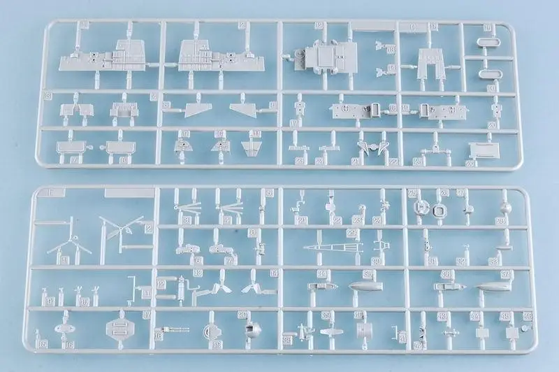 Trumpeter 1/700 05723 Украина Cruiser Vilna Ukraina|Наборы для сборки моделей| |
