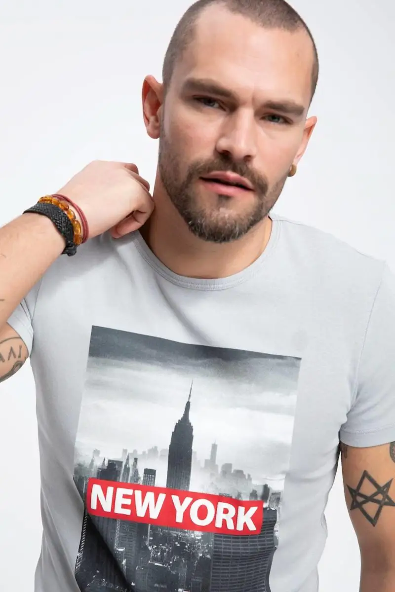 Дефакто для мужчин Нью Йорк печатных Slim Fit Футболка K1091AZ. 19SP. GR91|Футболки| |