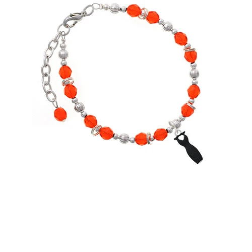 Маленькое черное платье оранжевый браслет из бисера| |