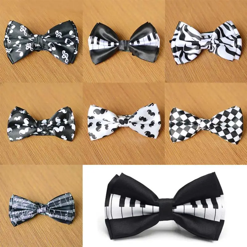 Модное мужское платье смокинг с галстуком бабочкой для фортепиано принтом