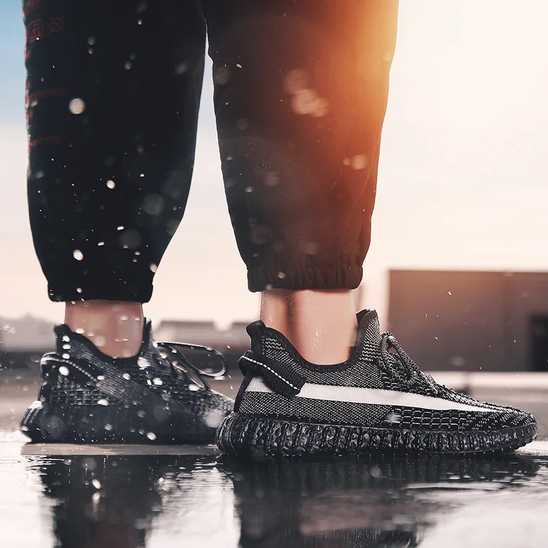 Новые мужские кроссовки для бега Boost мужчин Черные Серые дышащие атлетические