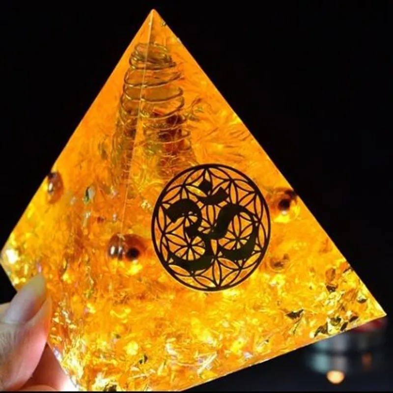 AURA REIKI Orgonite Auras High Frequency Energy Pyramid Transit Grows Change Fortune Field Yoga Meditation Gold Decoration Gift