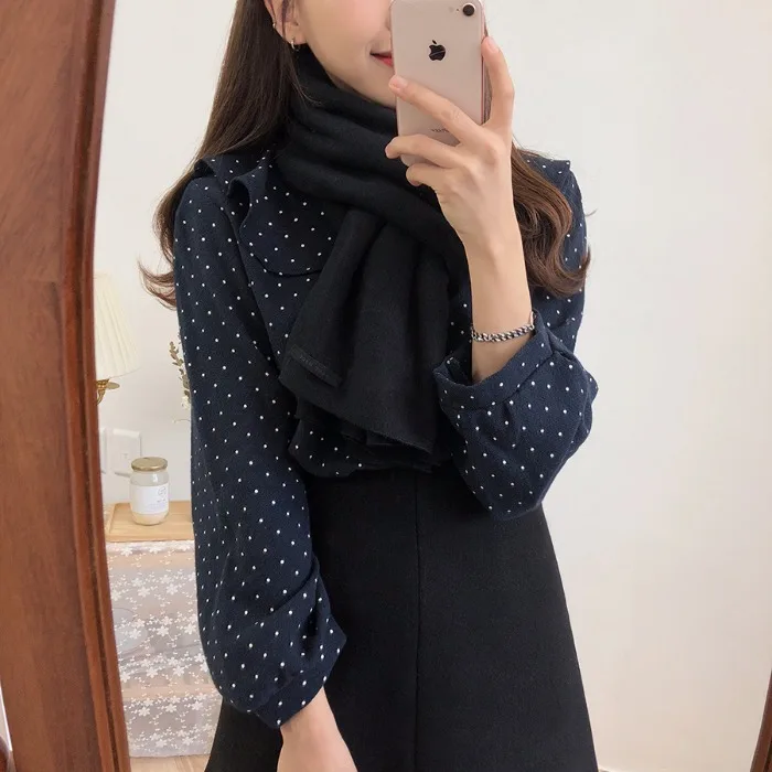 Милая женская модная блузка в стиле преппи с круглым воротником и пуговицами