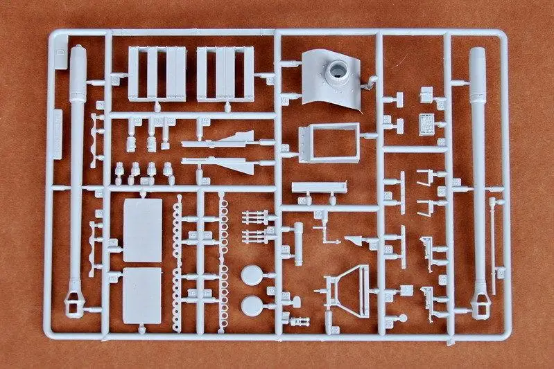 Немецкий стуляр Trumpeter 1/35 00350 12 8 см L/61|Наборы для сборки моделей| |