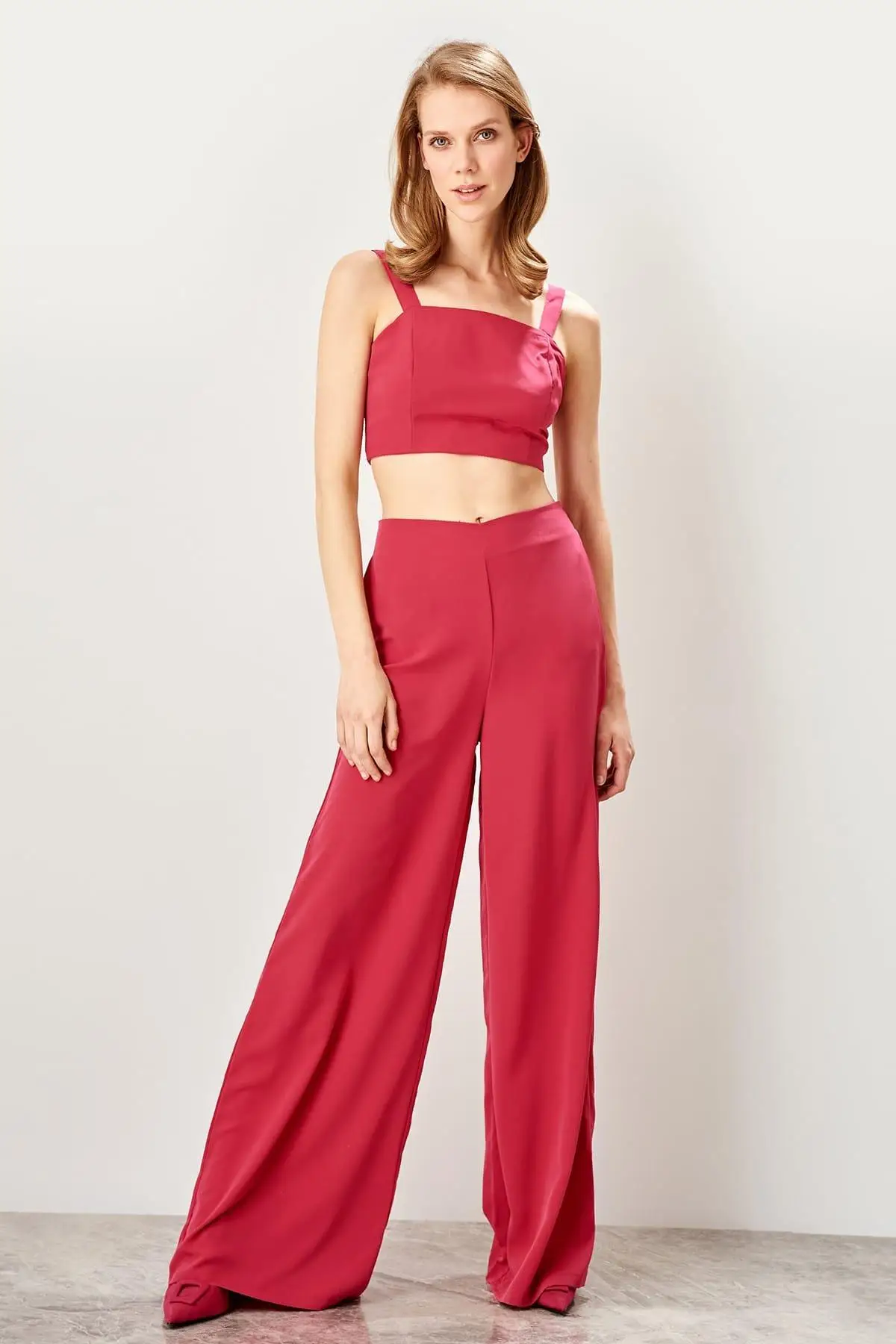 Trendyol розовые брюки с рисунком TWOSS19EH0110|Брюки| |