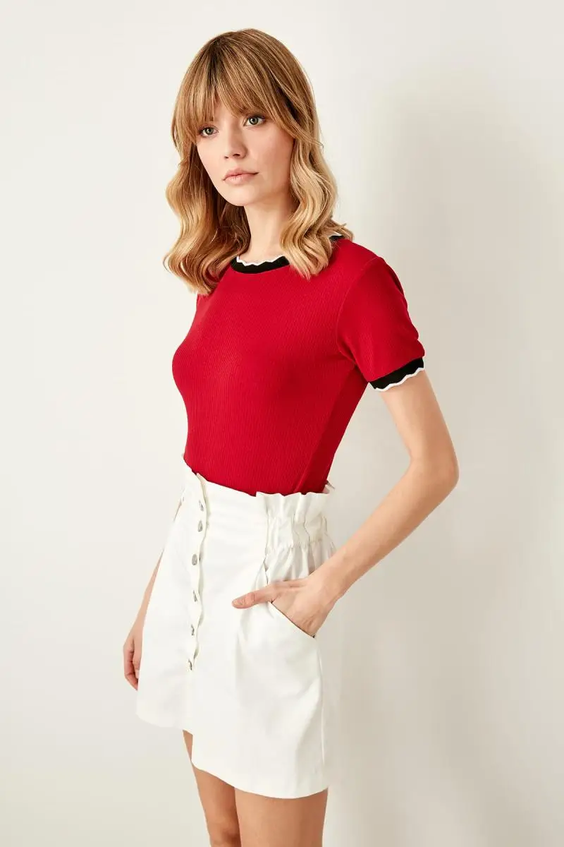 Trendyol Красная Трикотажная блузка в рубчик TWOSS19FV0086 |