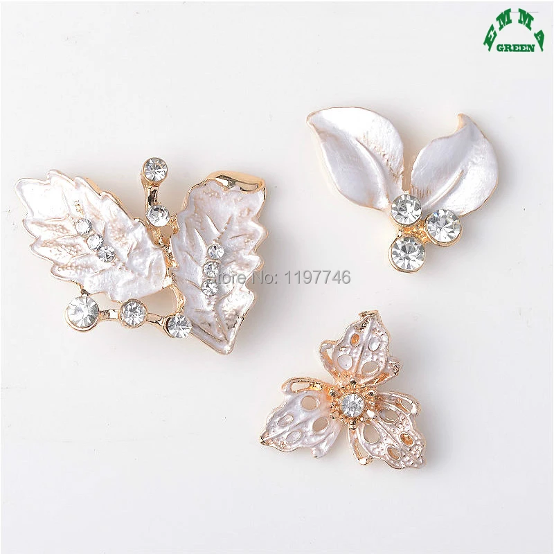 

Leaf Leaves Flower Button 10pcs 30mm Flatback White Enameled Crystal Embellishments with rhinestone Gold Color Bouquet