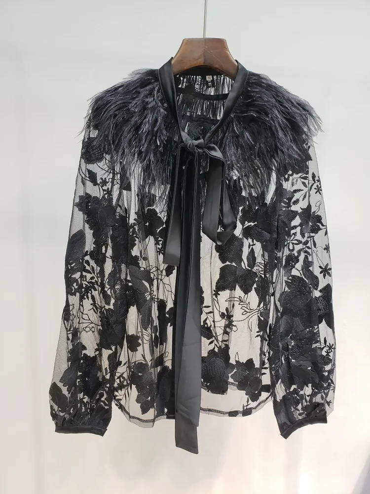 LANMREM 2020 new summer fashion women clothes round neck sleeveless high waist Flower Embroidery patchwork fur lace shirt WF6550 |