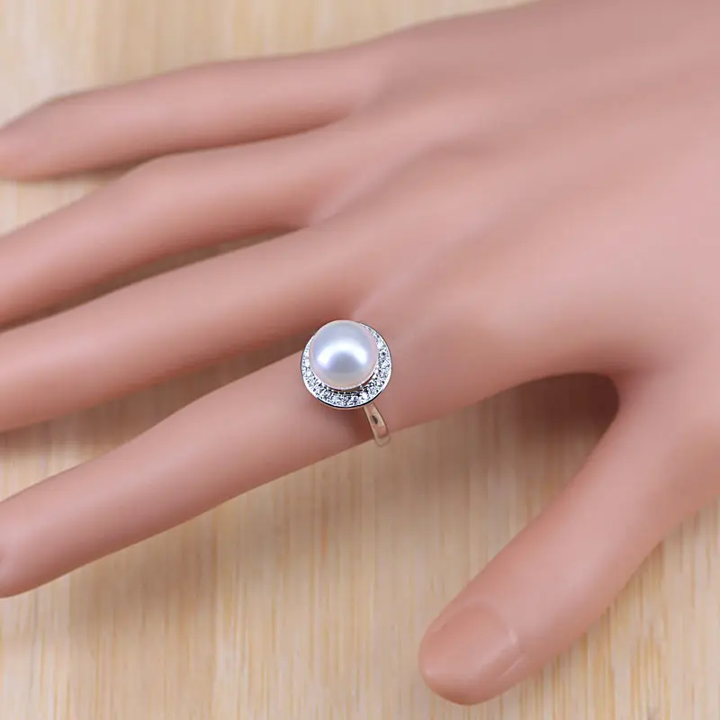 Женский ювелирный комплект из колье и серёг с натуральным жемчугом - купить по