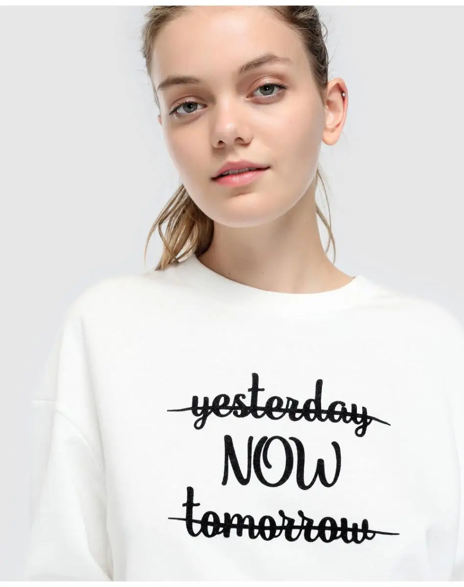 Толстовка Женская легкая одежда белая Соединительная стойка |