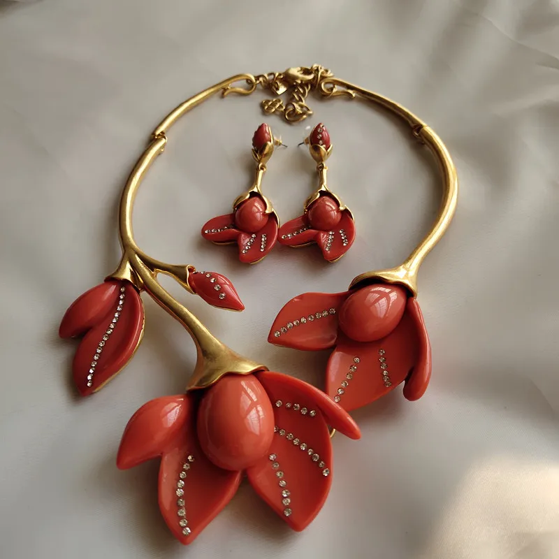 

copper red resin Magnolia flowers short necklace earrings jewelry set