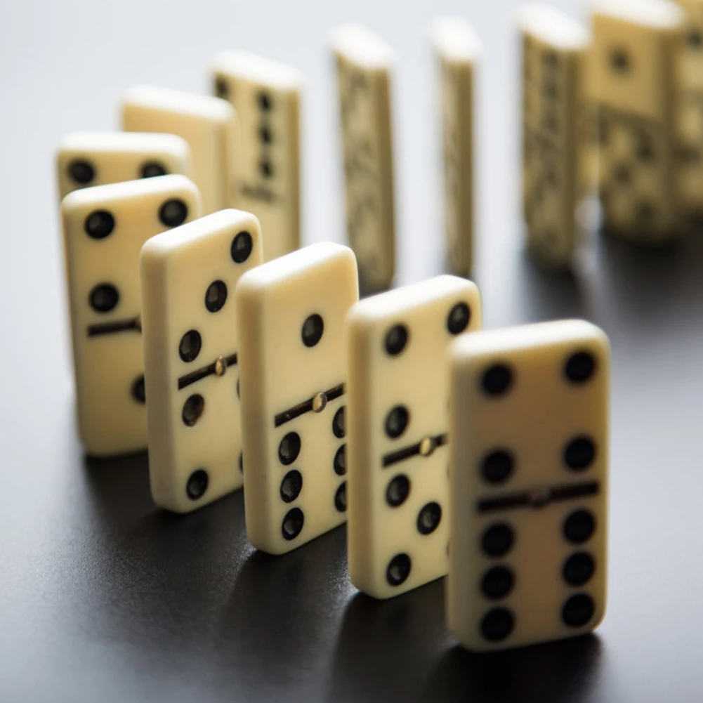 Забавные Мини домино 28 шт белые с черными точками точки традиционные игры Набор