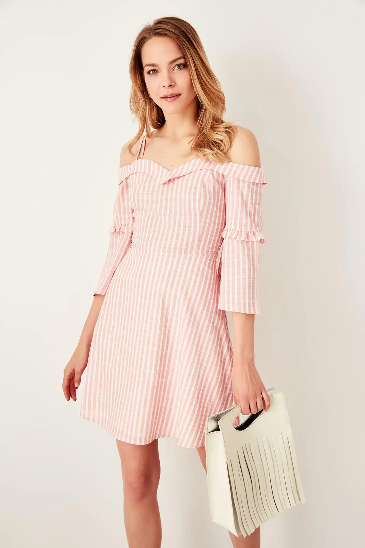 Trendyol платье в полоску TWOSS19XB0170|Женские платья| |