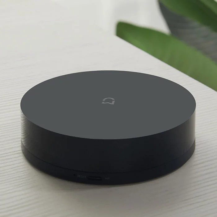 Универсальный интеллигентая (ый) Smart ПДУ WI-FI + ИК переключатель 360 степень