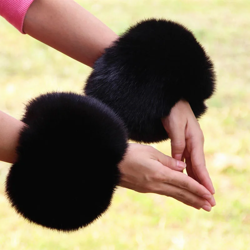 Women Oversized Faux Rabbit Fur Hairy Cuff Bracelet Comfortable Windproof Arm Warmers Wristband Ladies Short Sleeve W116 |