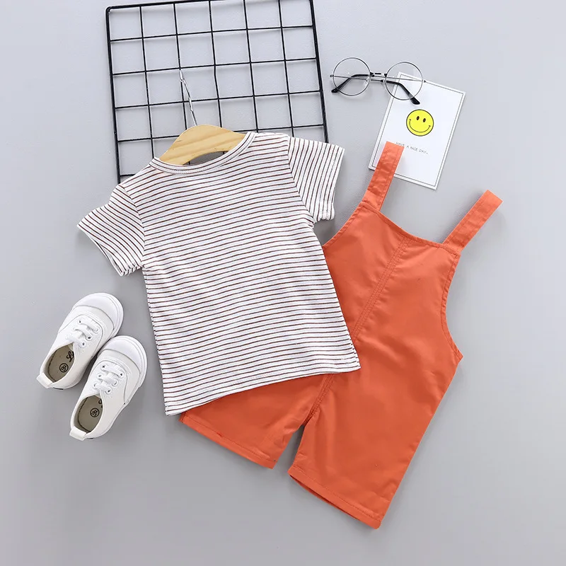Модная летняя одежда для маленьких мальчиков и девочек футболка в полоску шорты