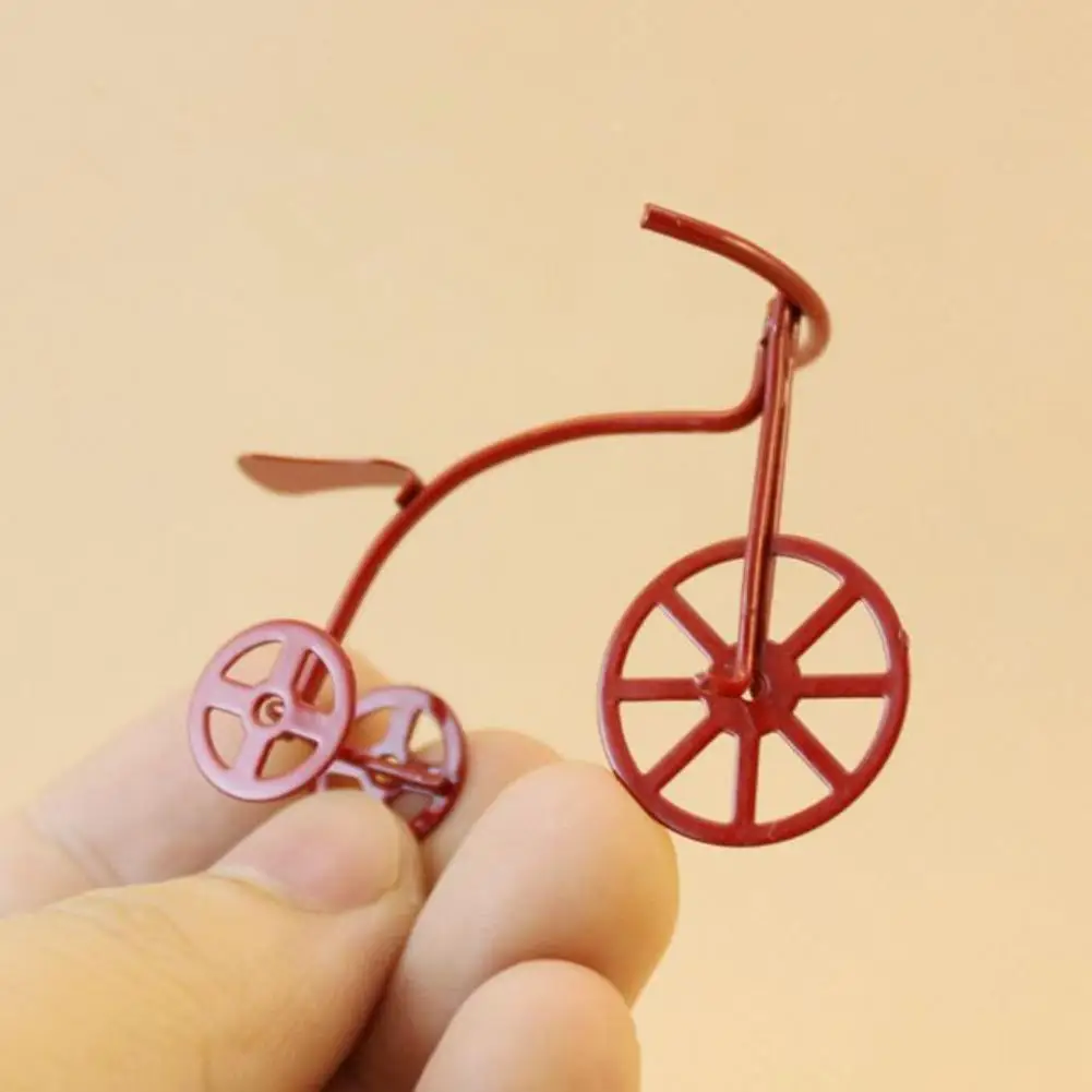 

Mini Red Iron Art Bicycle for 1:12 Doll House Accessories Decoration