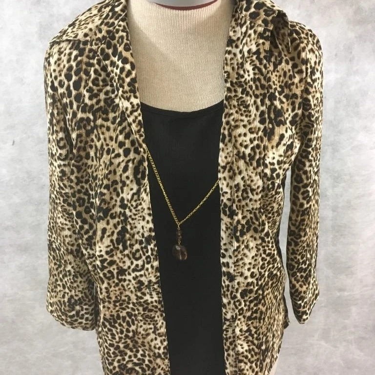 Notations button top blouse petites Size PS small leopard black brown |