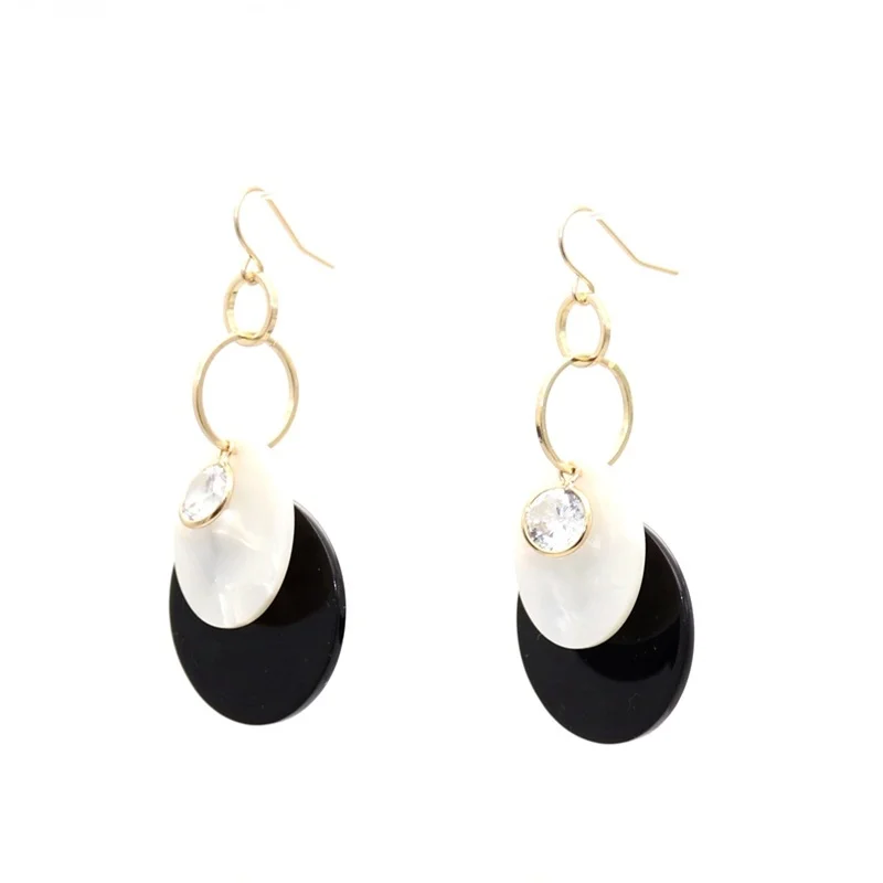 Модные черные круглые серьги из смолы с белым искусственным жемчугом золотого
