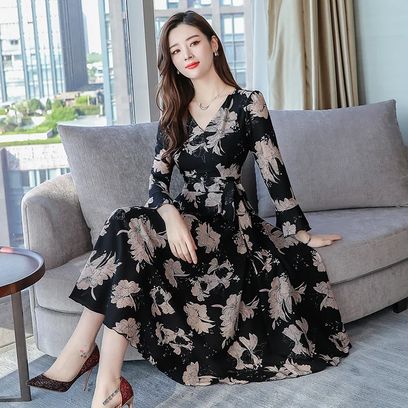 

2018 Autumn New Pattern European Self-cultivation Thin V Word Lead Long Fund Longuette Temperament Chiffon Dress