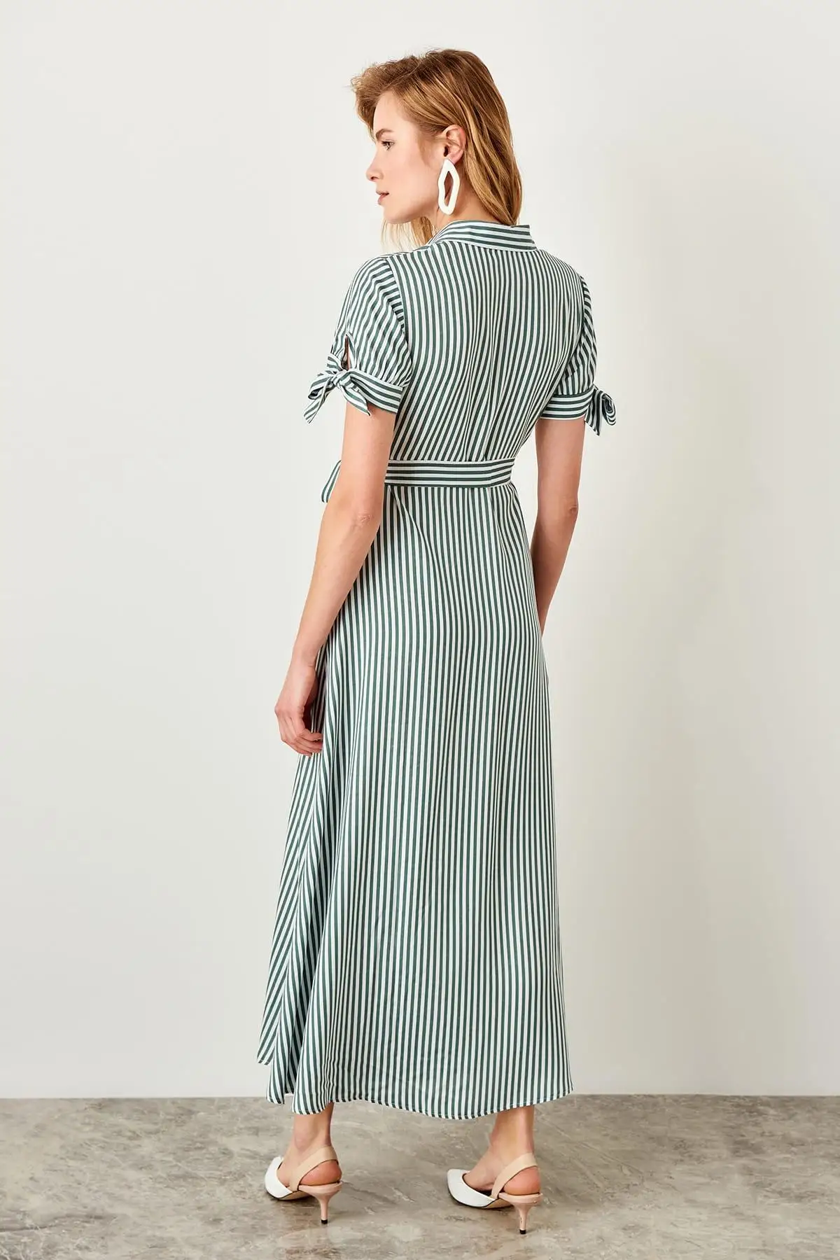 Trendyol платье в полоску с зеленым ремнем TWOSS19ST0093|Женские платья| |