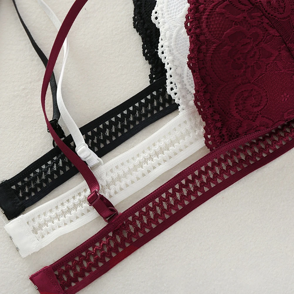 

Women Bralette French Style Lace Bra Girls Triangle Cup Lingerie Deep V Wireless Underwear Soft Thin Seamless Bra