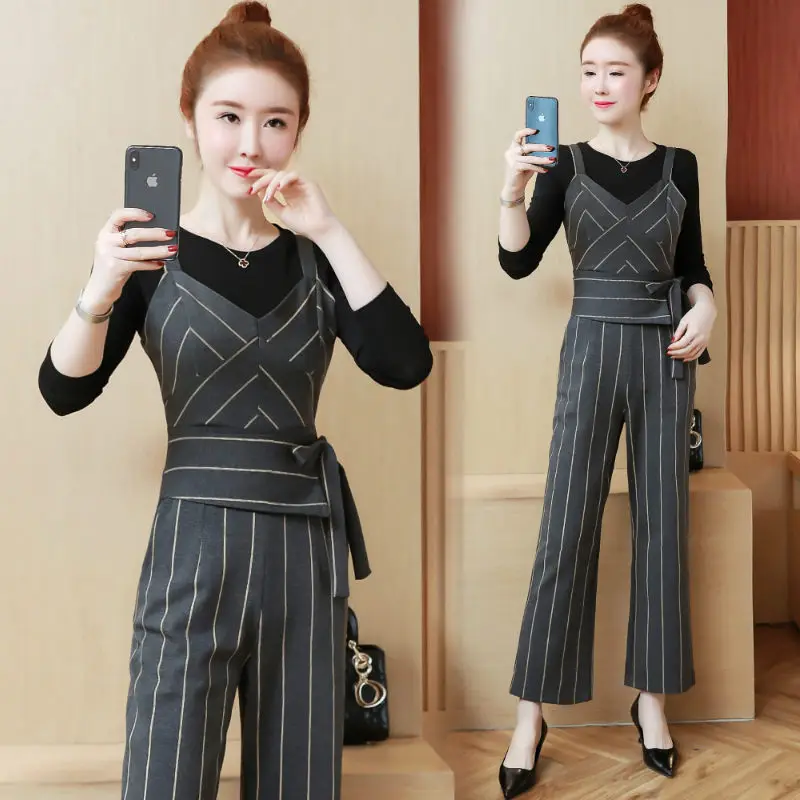 2019 Весенние новые женские комбинезоны в полоску с v образным вырезом без рукавов