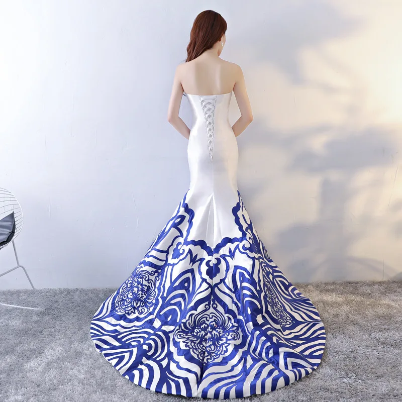 Традиционное китайское свадебное платье Ципао синего и белого цвета женское