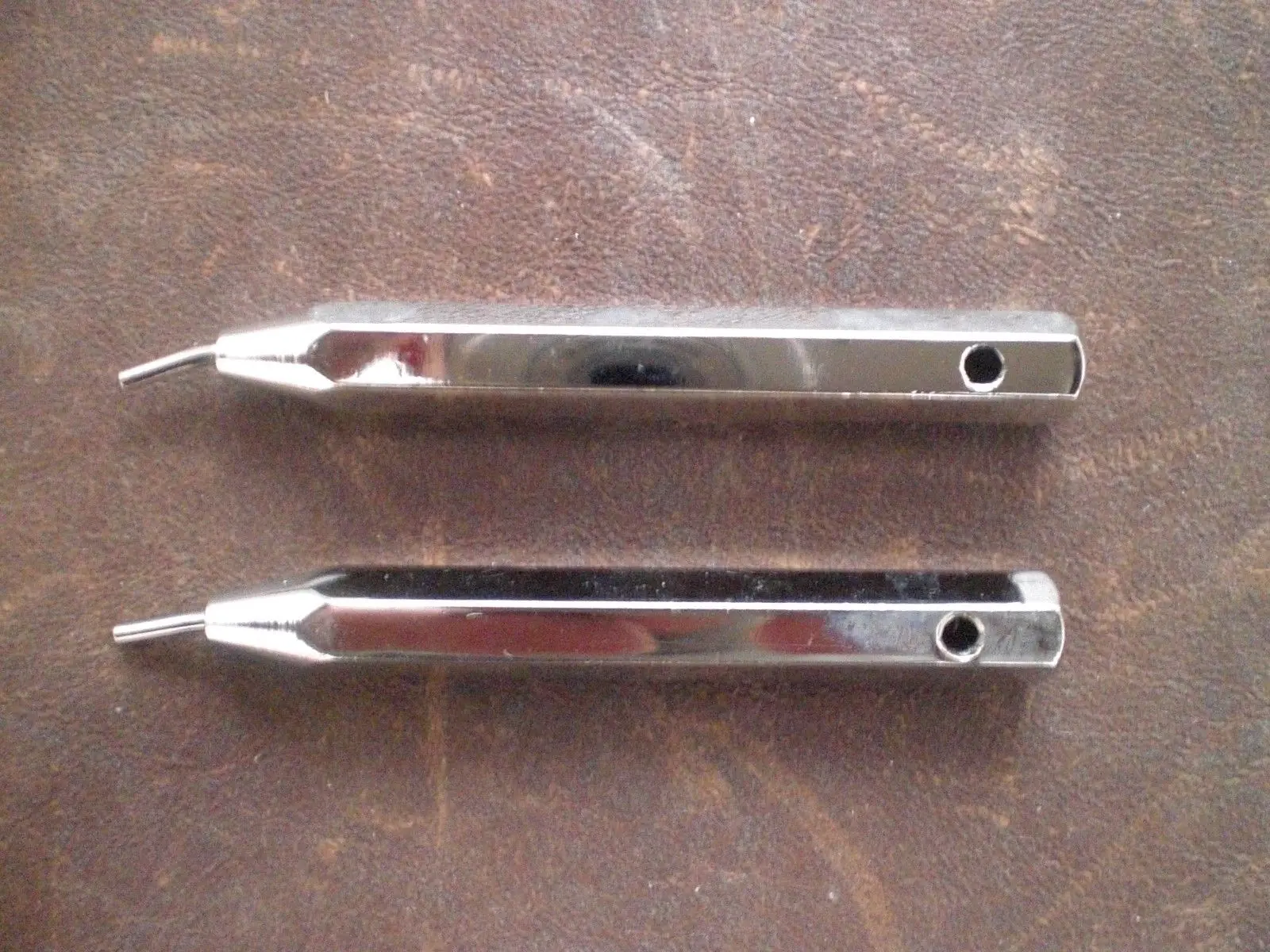 

Chin rest key Wrench silver color 2PCs luthier tools