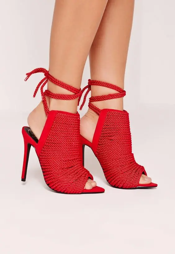 Murah Seksi Merah Menenun Kepang Wanita Sandal 2019 Peep Toe Cut-Out Ankle Lace-Up Gladiator Sandal Wanita Plus Ukuran Sepatu Pernikahan Pengantin