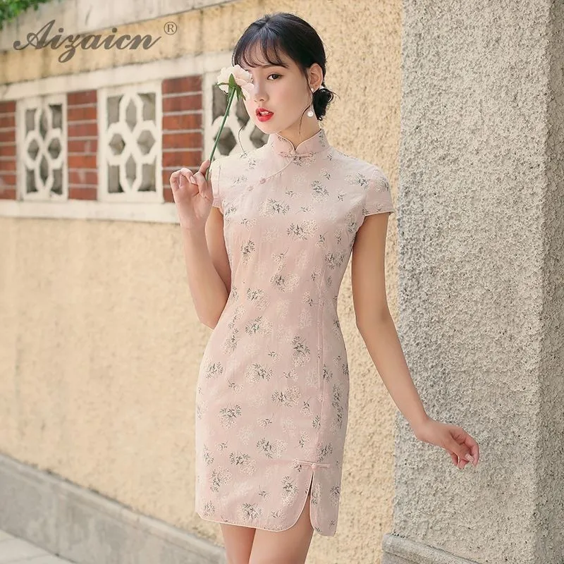 Fashion Short Cheongsam Mini QiPao Chinoise Femme Dresses Modern Light Green Cotton Qi Pao Women Traditional Chinese Dress Gown |