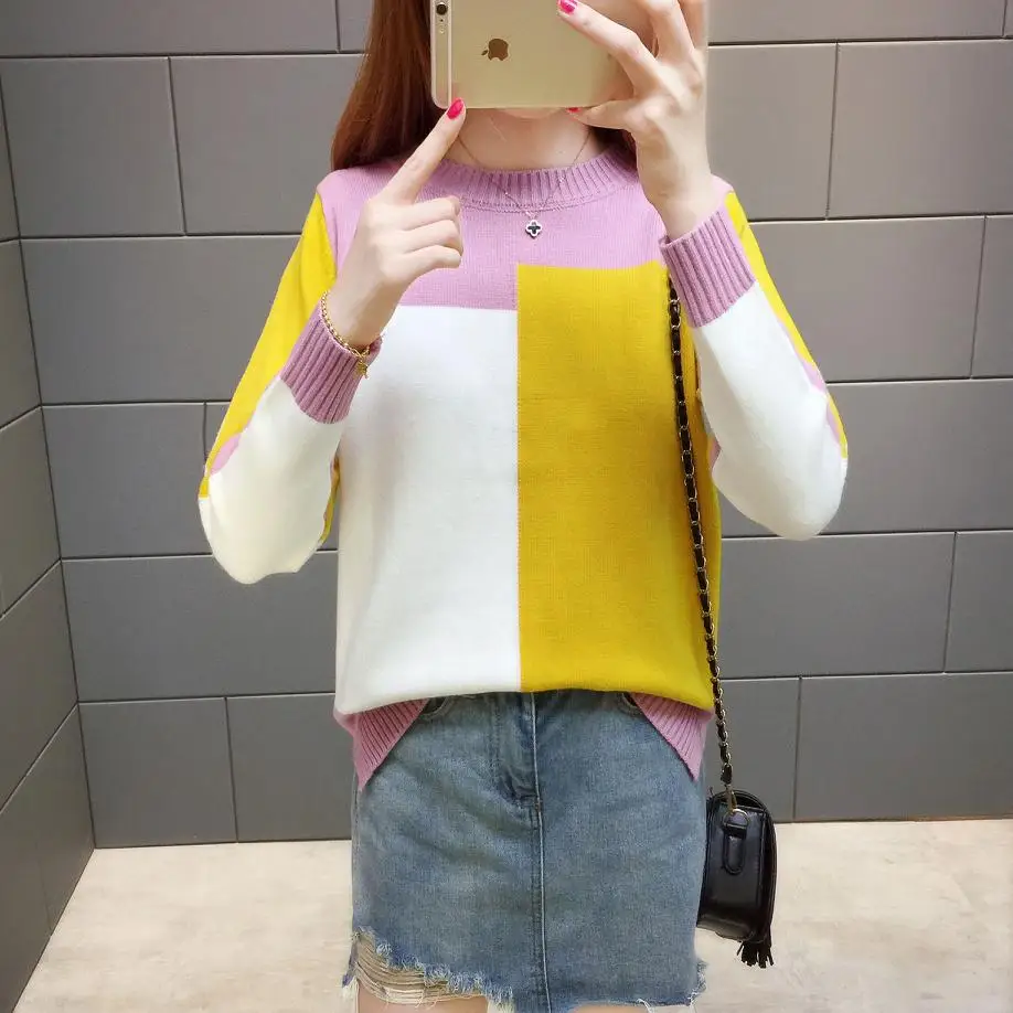 Пуловер женский оверсайз с круглым вырезом повседневный джемпер в клетку