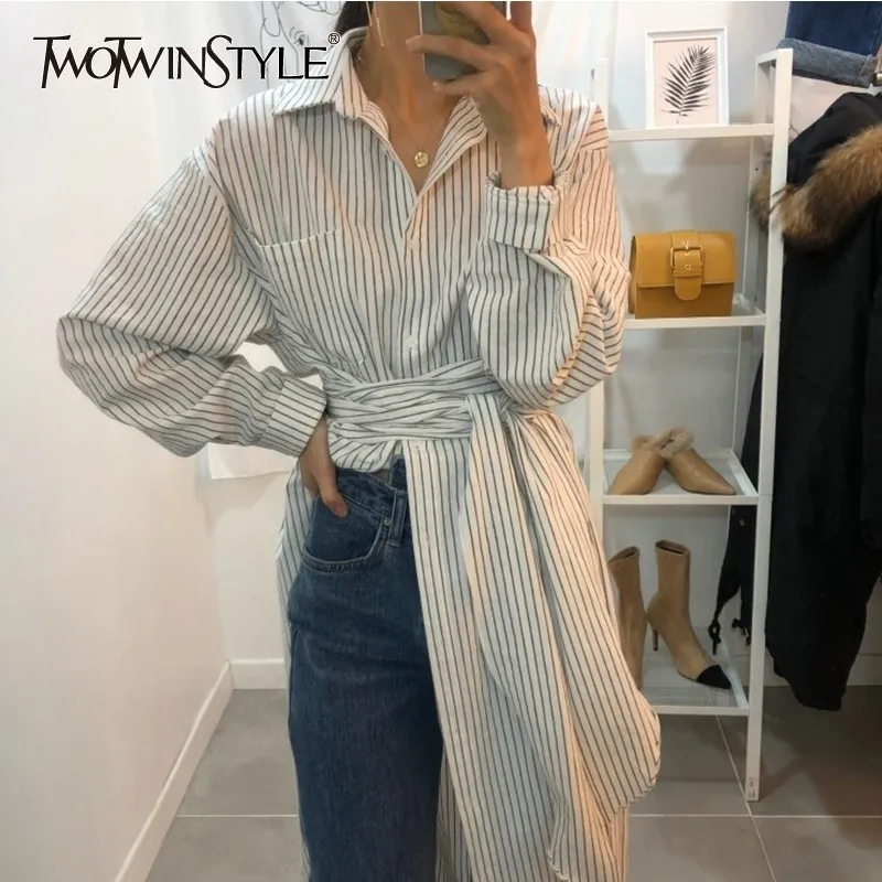 TWOTWINSTYLE Полосатое платье рубашка для женщин воротник с лацканами длинный рукав
